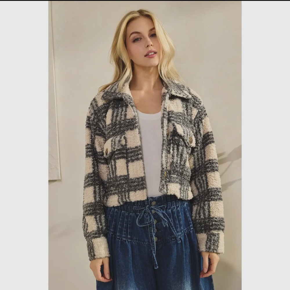 Plaid Sherpa Short Button Jacket